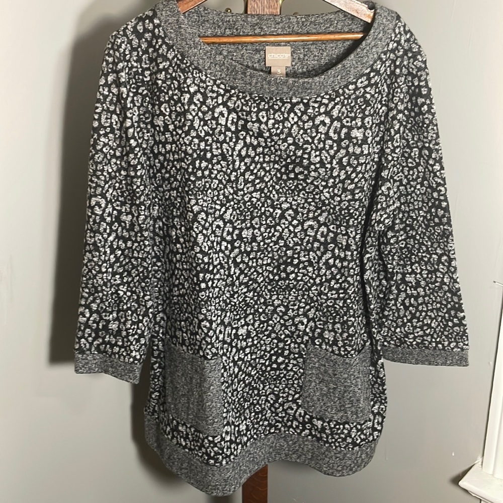 Chico’s Tunic Sweater with pockets - Grey, Black and White - 16/18